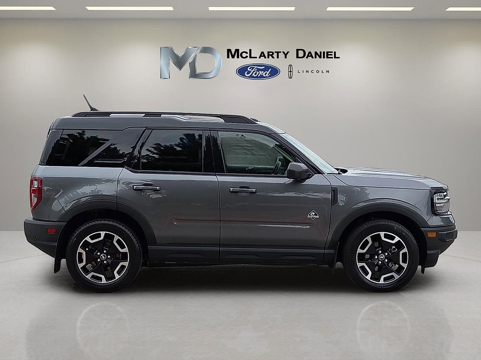 Certified 2021 Ford Bronco Sport Outer Banks AWD/4WD image 6