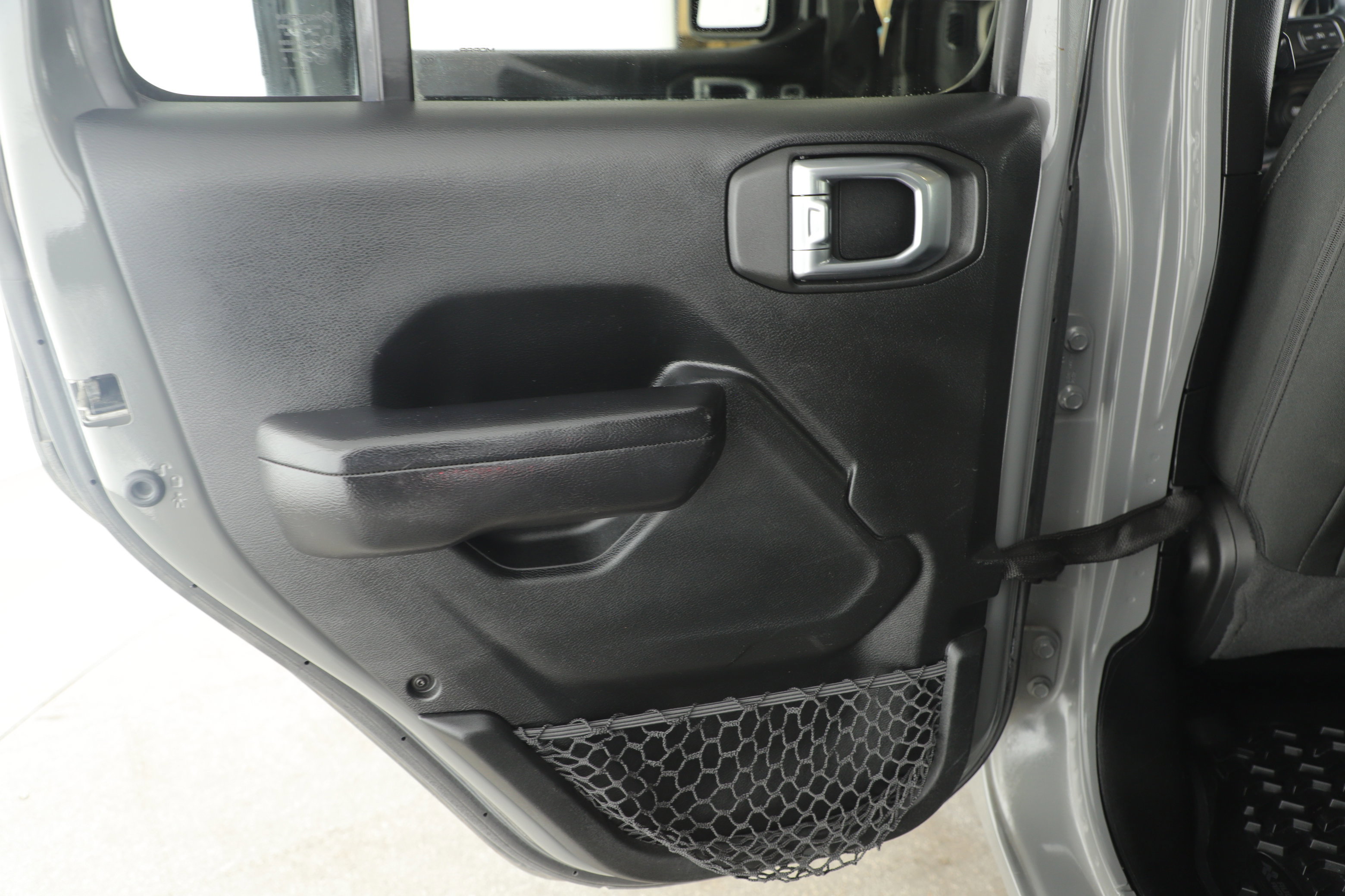 Used 2020 Jeep Wrangler Unlimited Sport S image 10