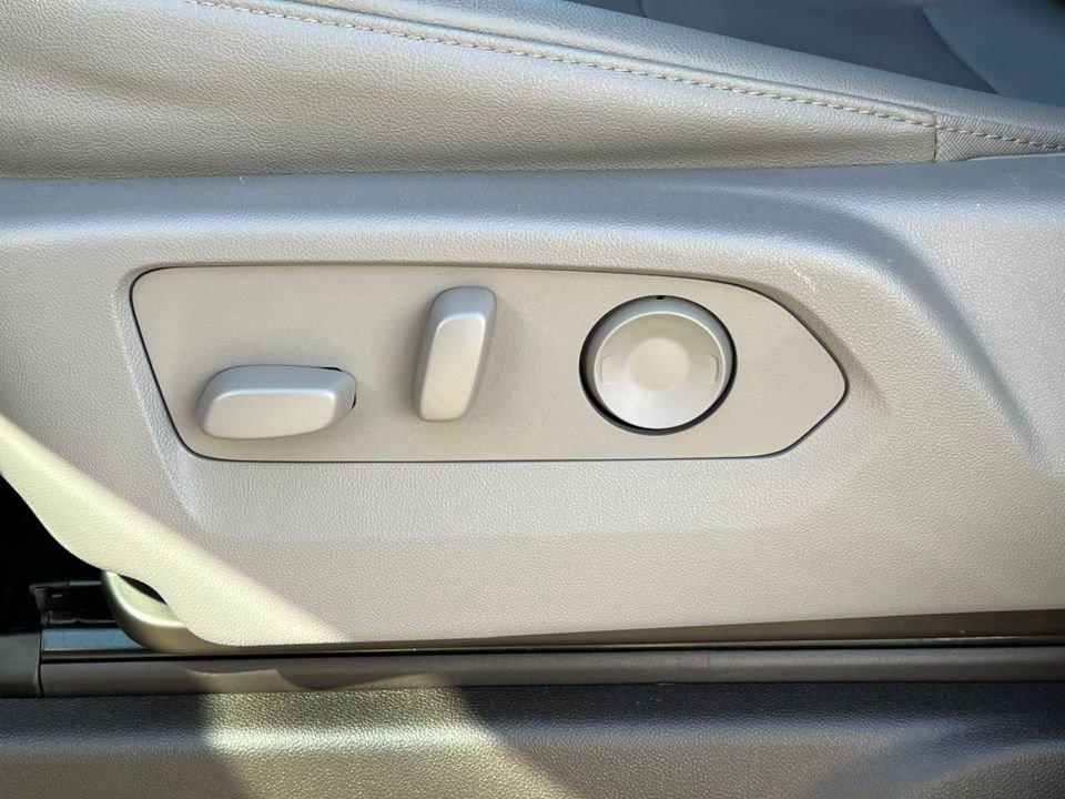 Used 2024 GMC Sierra 1500 SLT w/ SLT Premium Plus Package image 19