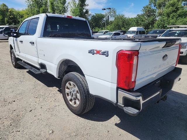 Certified 2024 Ford F250 XLT image 3