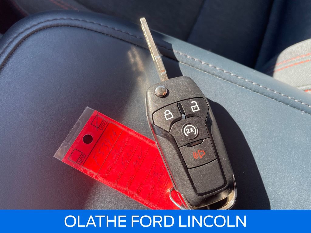 Certified 2024 Ford Maverick XLT w/ XLT Luxury Package image 28