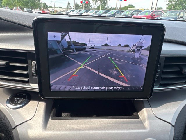 Certified 2023 Ford Explorer XLT w/ Equipment Group 202A AWD/4WD image 32