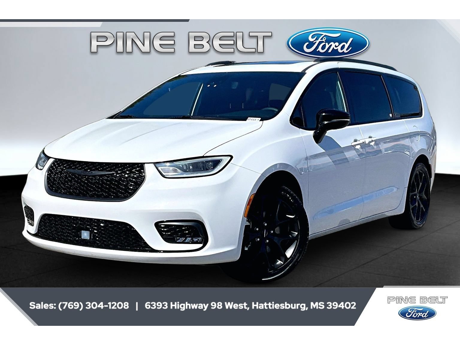 Used 2025 Chrysler Pacifica Limited FWD image 10
