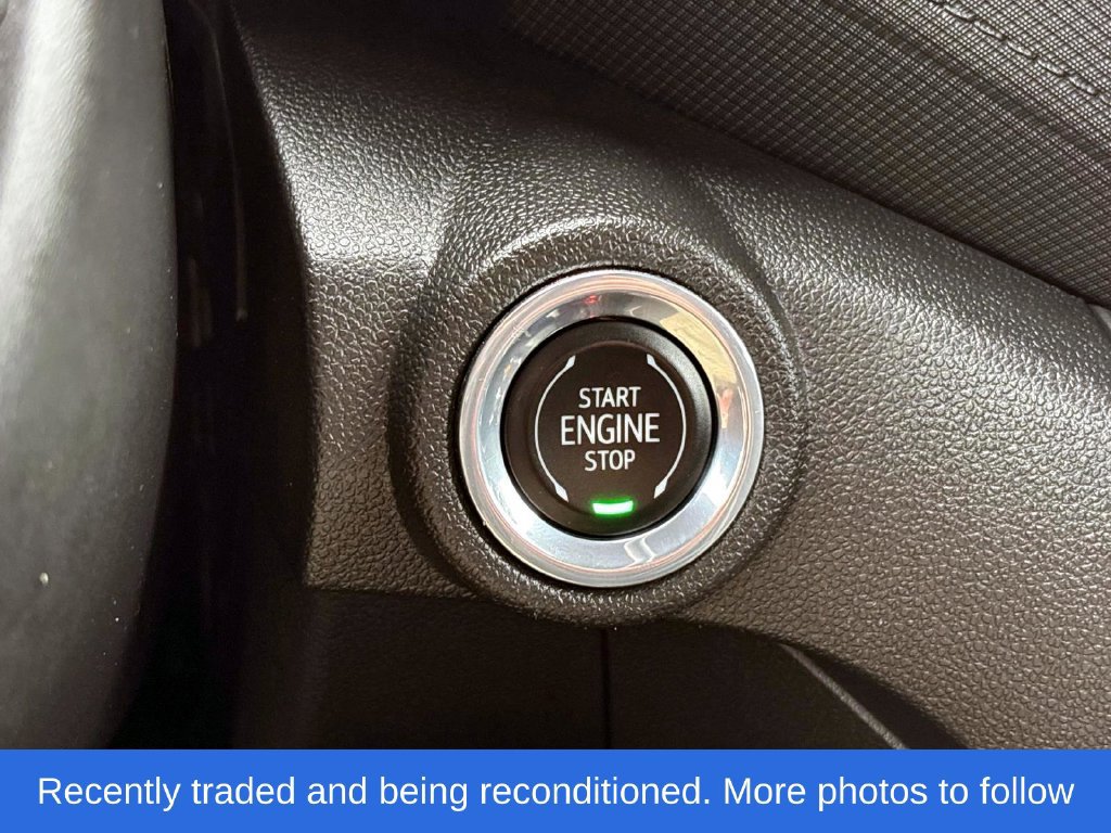 Used 2022 Chevrolet TrailBlazer LT FWD image 31
