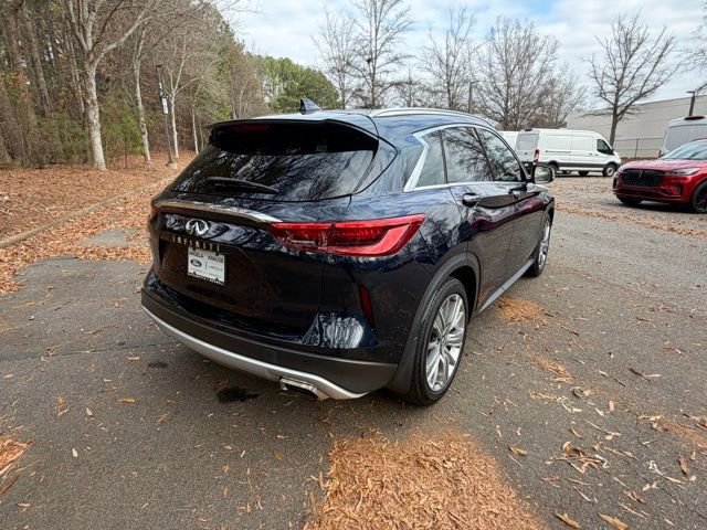 Used 2021 INFINITI QX50 Sensory image 5