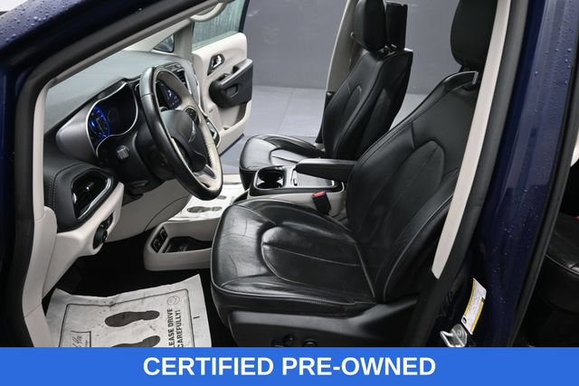 Used 2019 Chrysler Pacifica Limited FWD image 17