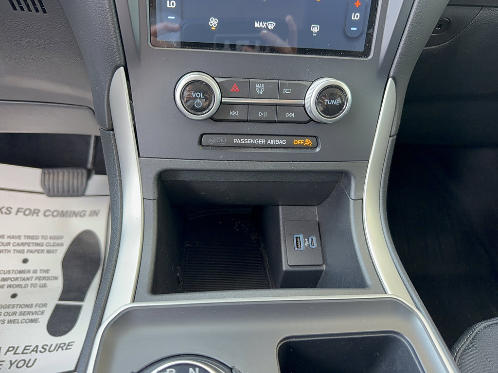 Certified 2022 Ford Edge SE w/ Black Appearance Package AWD/4WD image 21