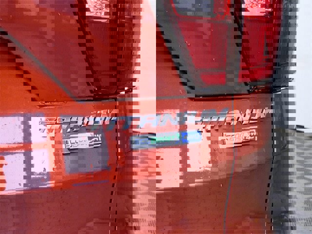 Certified 2019 Ford Escape Titanium image 9