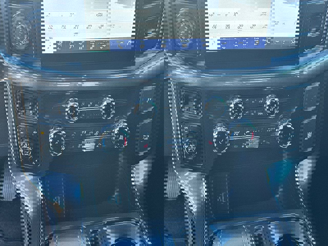 Certified 2022 Ford F150 XLT w/ Equipment Group 302A High image 30