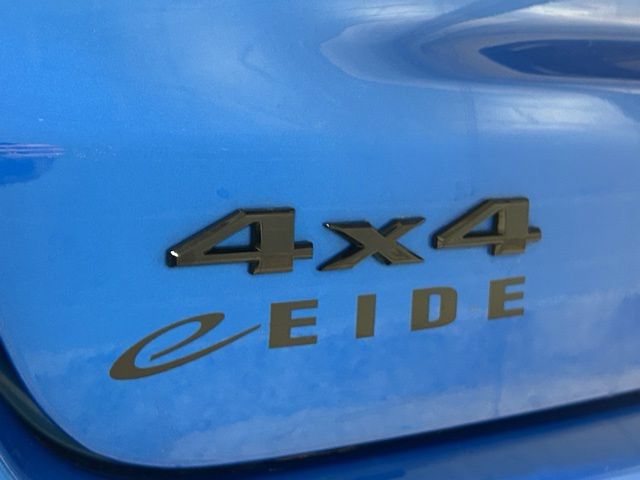 Used 2023 Jeep Compass Latitude w/ Convenience Group AWD/4WD image 30