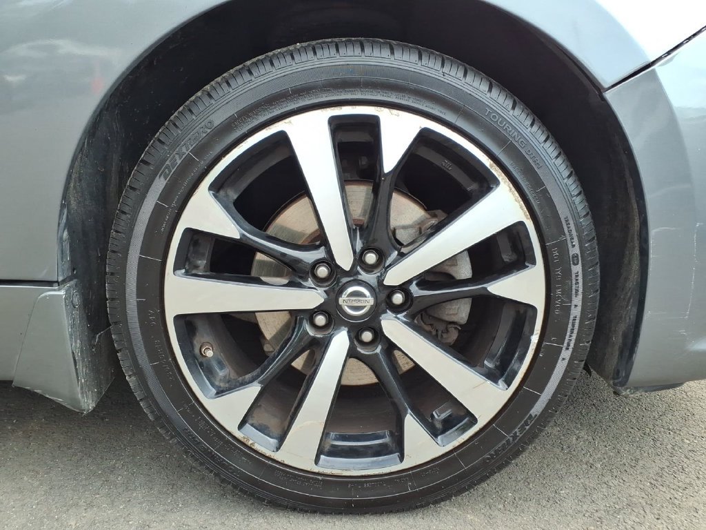 Used 2018 Nissan Altima 2.5 SR FWD image 21