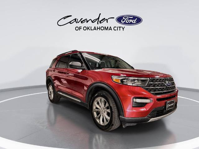 Certified 2022 Ford Explorer XLT w/ Equipment Group 202A AWD/4WD image 2