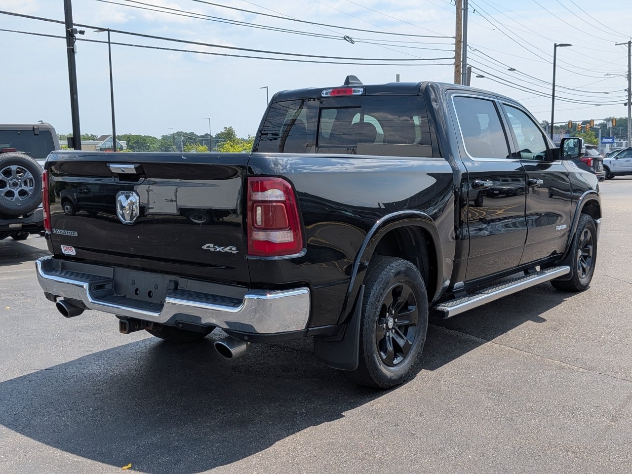 Used 2022 RAM 1500 Laramie AWD/4WD image 4