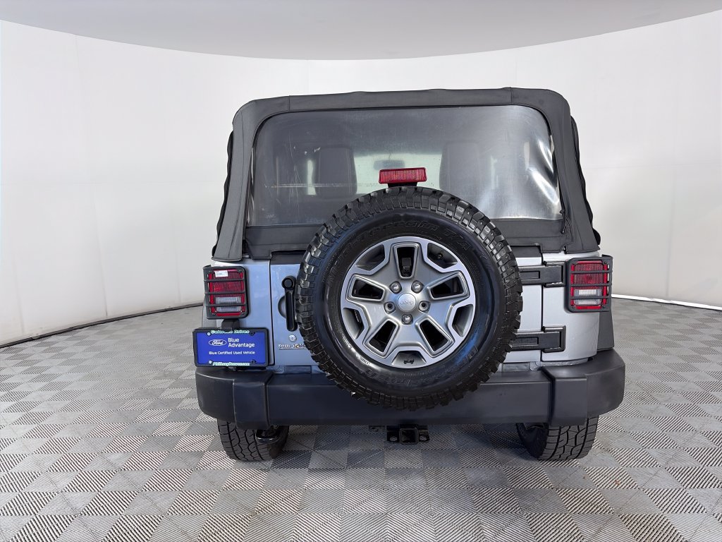 Used 2018 Jeep Wrangler Rubicon AWD/4WD image 6