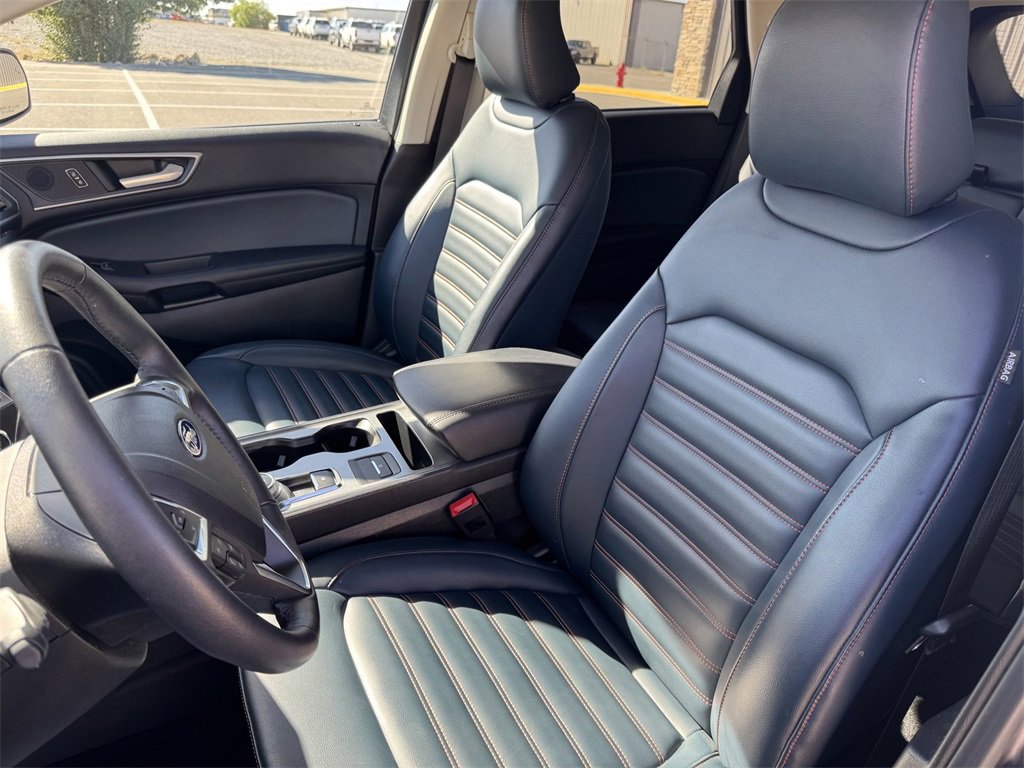 Certified 2022 Ford Edge SEL w/ Sport Appearance Package image 17