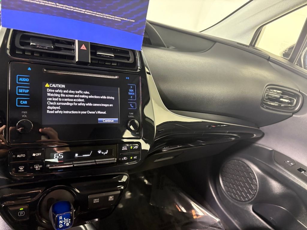 Used 2019 Toyota Prius image 16
