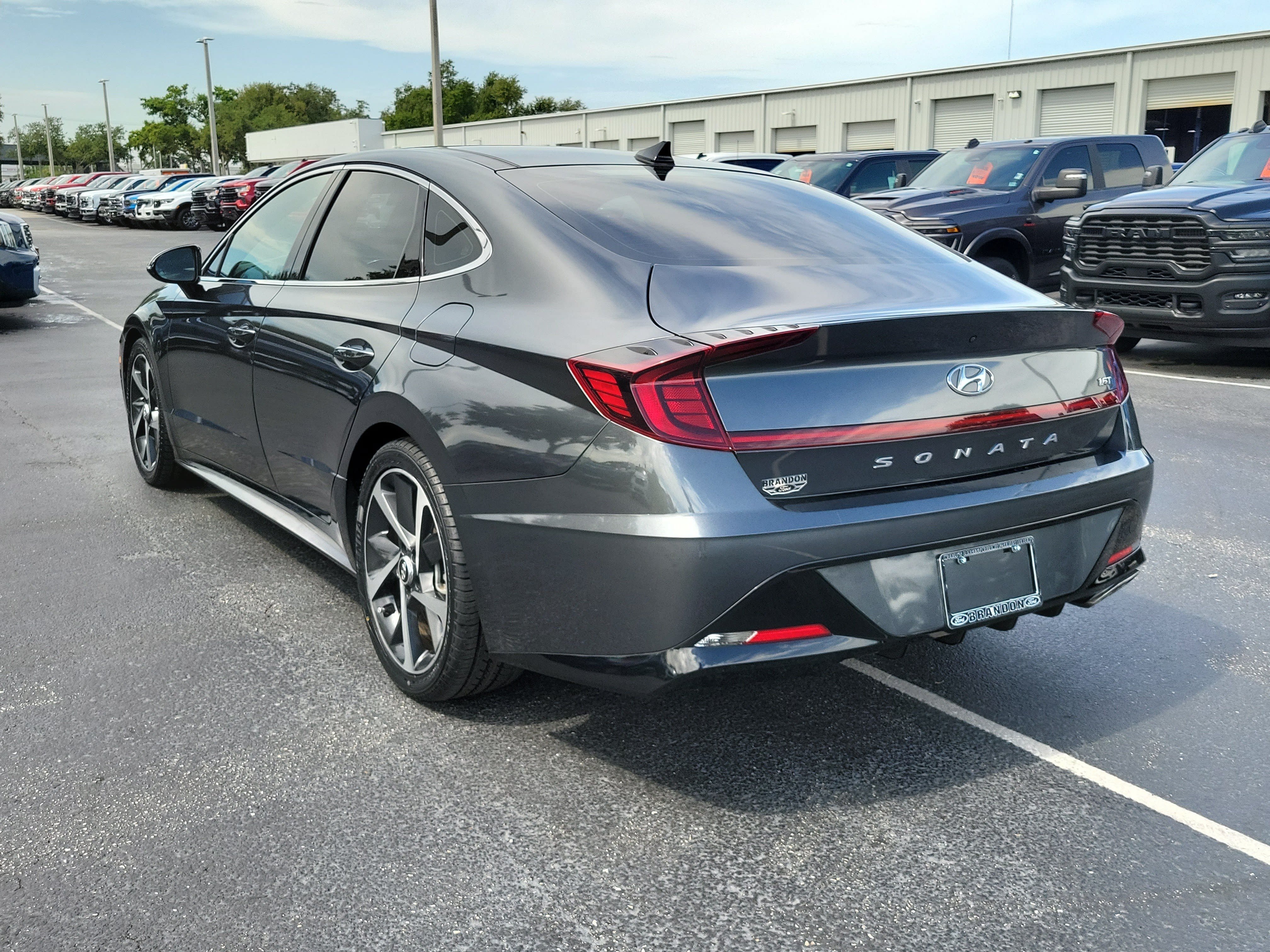 Used 2023 Hyundai Sonata SEL Plus FWD image 7