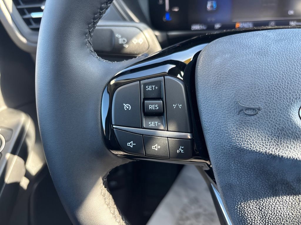 Certified 2025 Ford Escape Active w/ Cold Weather Package image 32