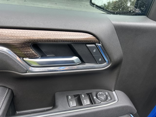 Used 2025 Chevrolet Silverado 1500 RST AWD/4WD image 12