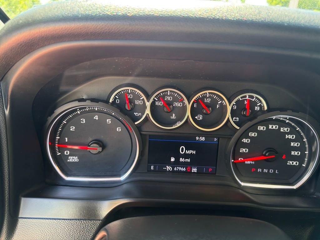 Used 2020 Chevrolet Silverado 3500 LT AWD/4WD image 15