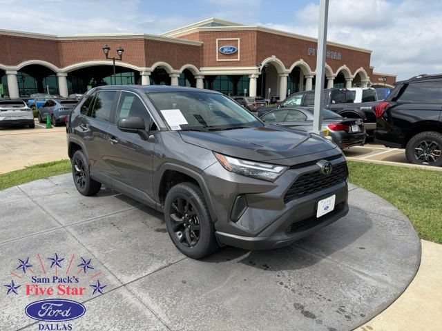 Used 2023 Toyota RAV4 LE FWD image 1