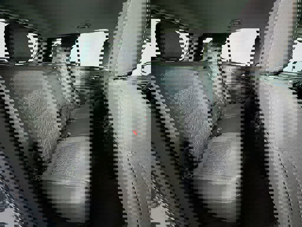 Used 2023 Chevrolet Equinox LT image 31