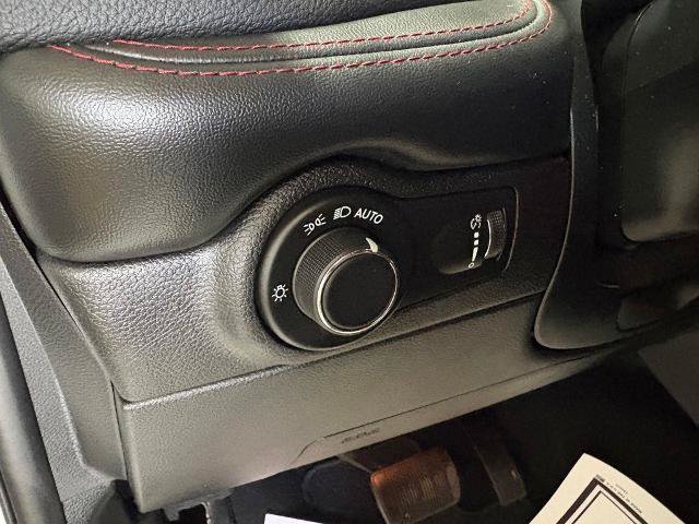 Used 2025 Dodge Durango R/T AWD/4WD image 20