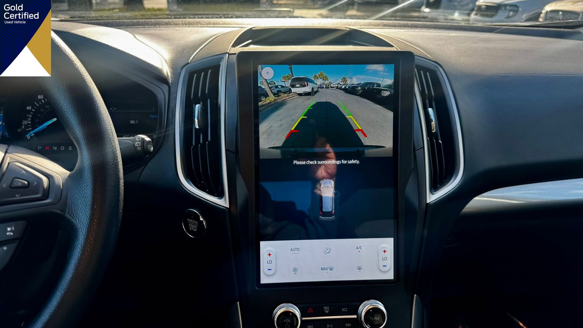 Certified 2022 Ford Edge SE image 31