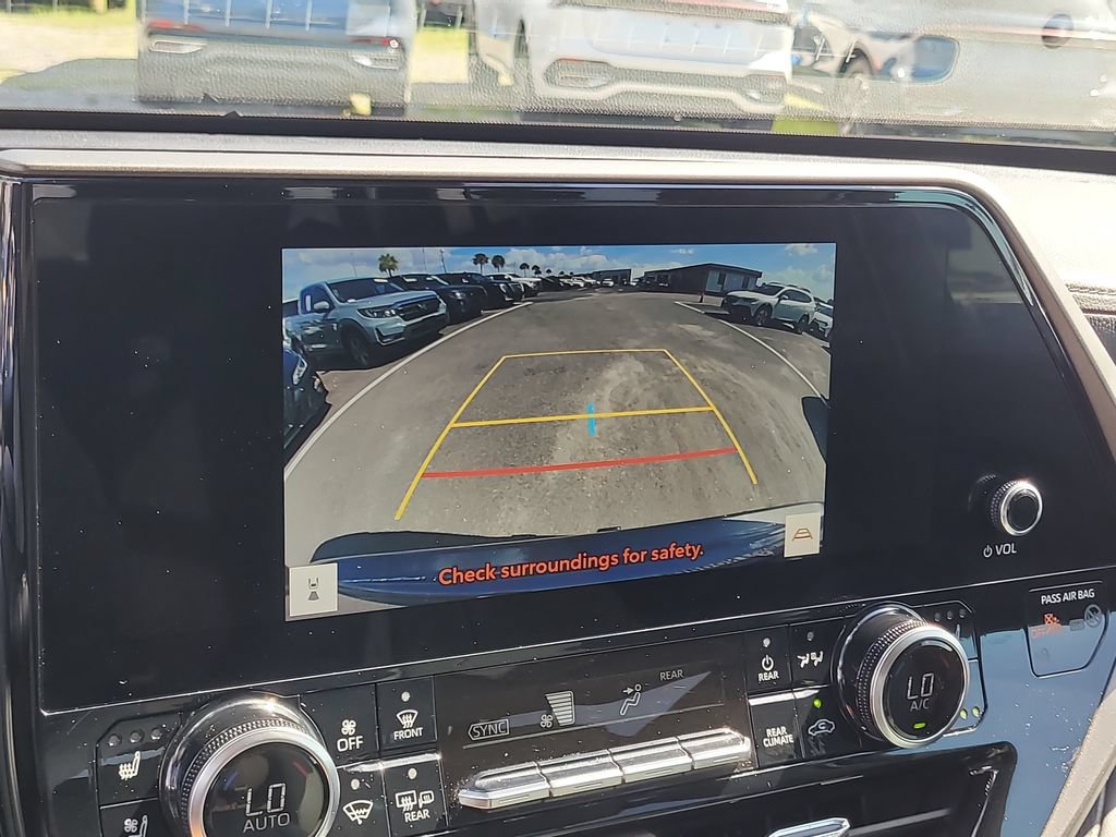 Used 2023 Toyota Highlander Limited FWD image 25
