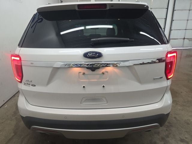 Certified 2017 Ford Explorer XLT w/ Equipment Group 202A AWD/4WD image 11