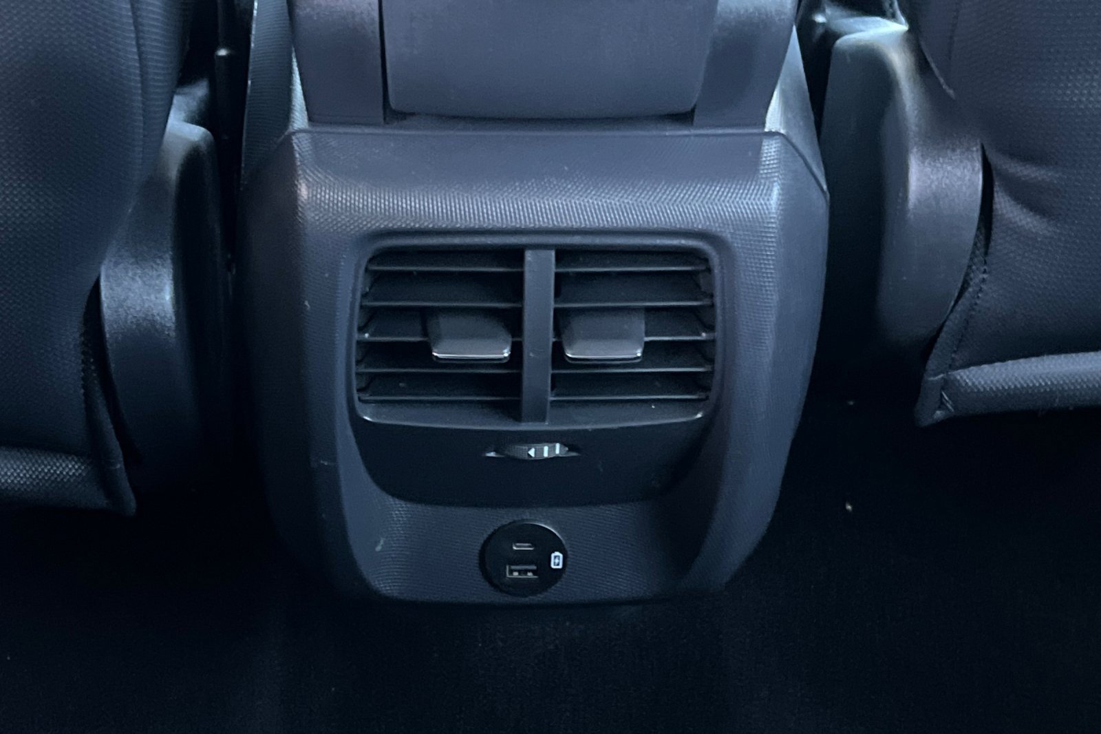 Certified 2021 Ford Mustang Mach-E Select w/ Comfort/Appearance Package image 41