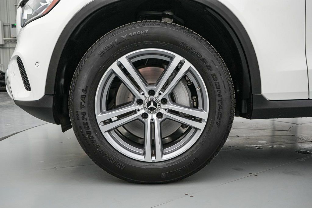Used 2022 Mercedes-Benz GLC 300 4MATIC image 11