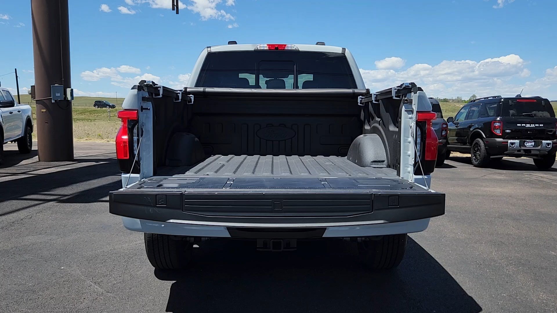Certified 2023 Ford F150 Lightning Lariat AWD/4WD image 18