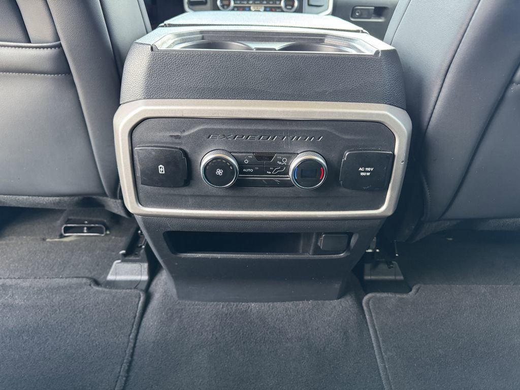 Certified 2024 Ford Expedition Max XLT image 32