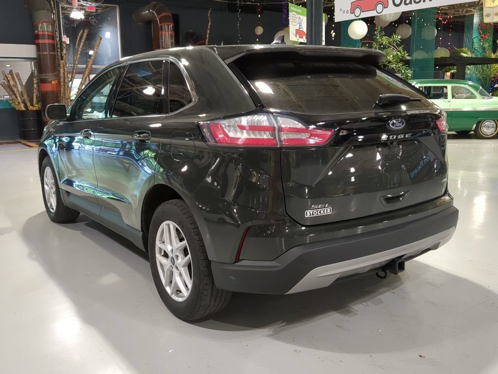 Certified 2022 Ford Edge SEL w/ Convenience Package AWD/4WD image 10