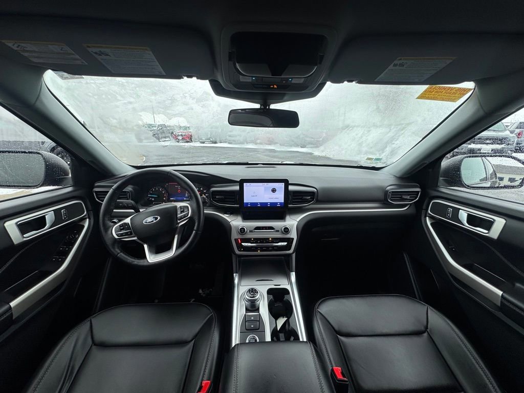 Certified 2023 Ford Explorer XLT w/ Equipment Group 202A image 23