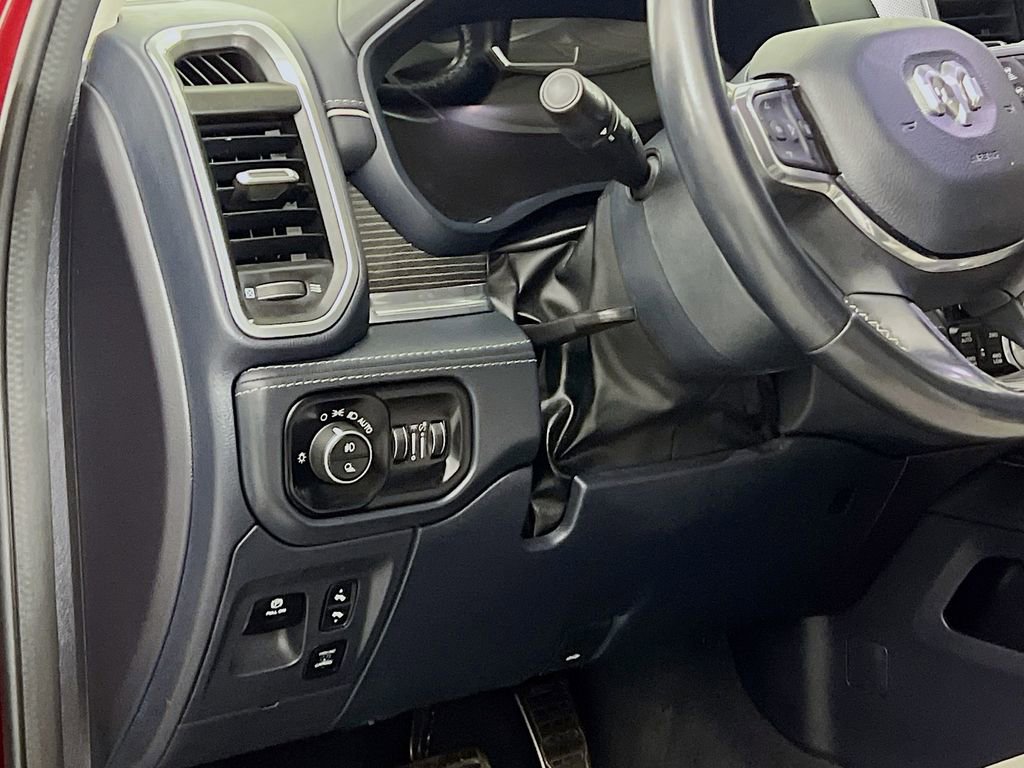 Used 2023 RAM 1500 Limited image 12