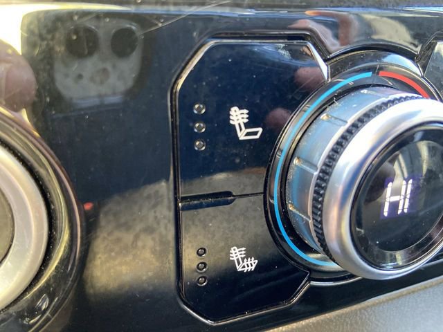 Used 2024 GMC Sierra 1500 SLT image 28