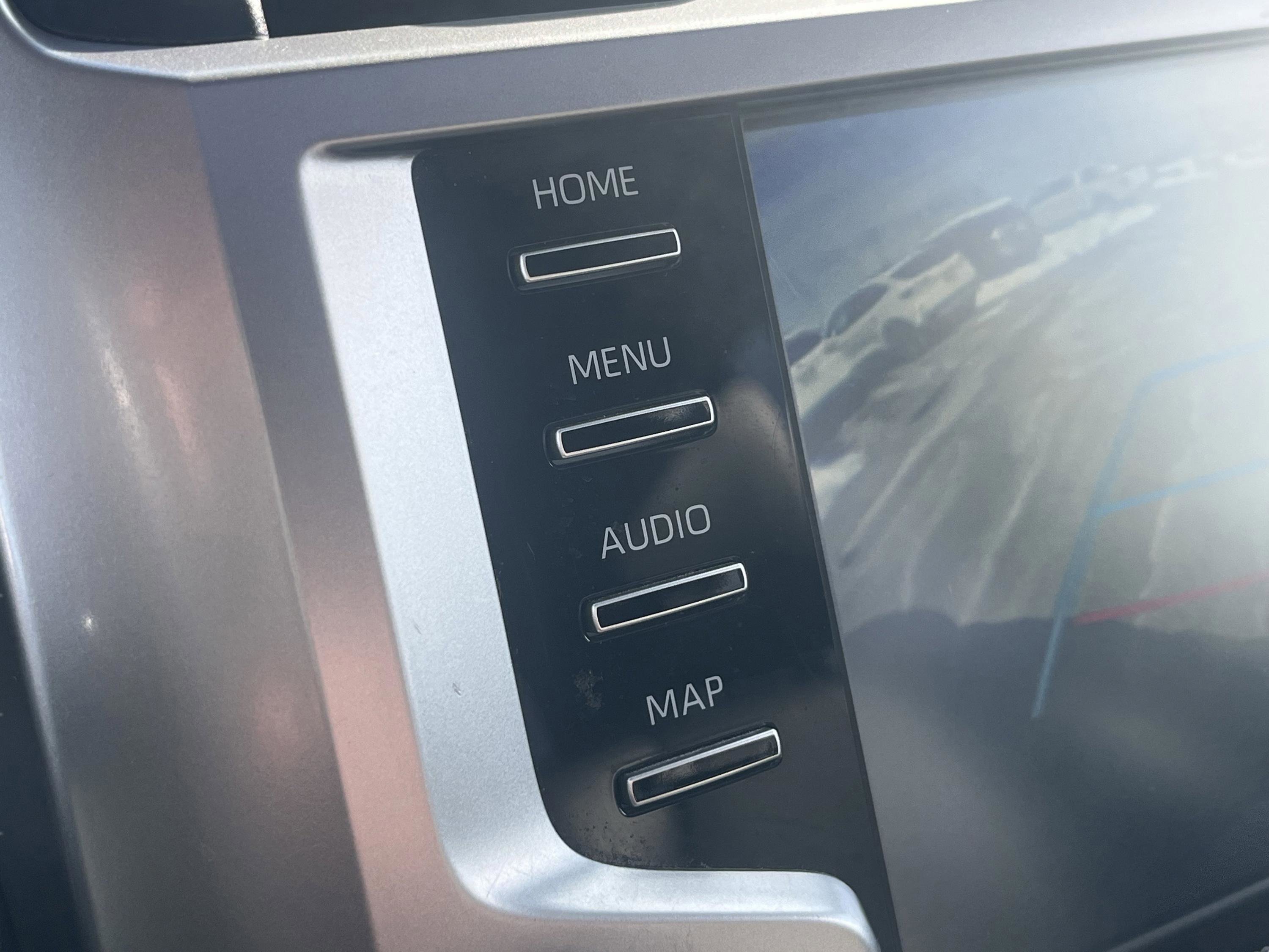 Used 2020 Toyota 4Runner Limited image 27