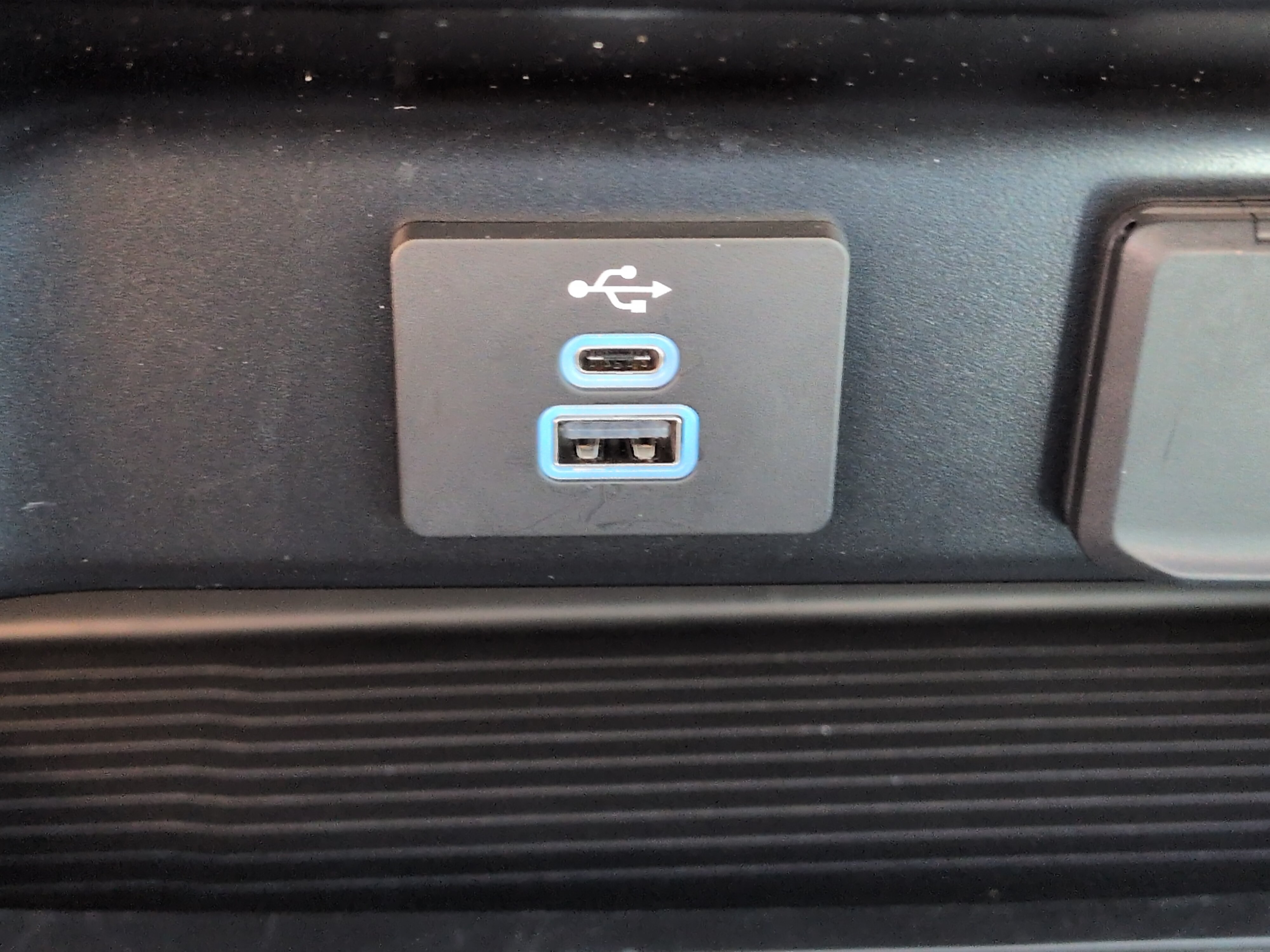 Certified 2025 Ford F350 XL AWD/4WD image 19