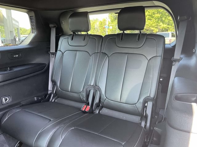 Used 2025 Jeep Grand Cherokee L Limited w/ Black Appearance Package AWD/4WD image 14
