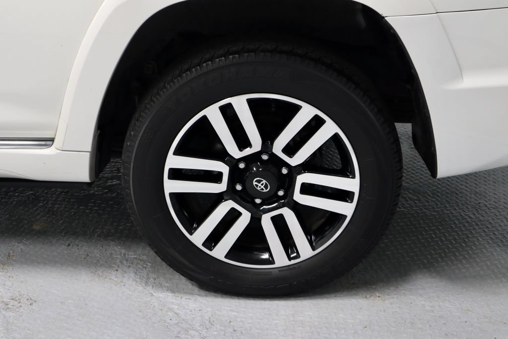 Used 2023 Toyota 4Runner Limited AWD/4WD image 19