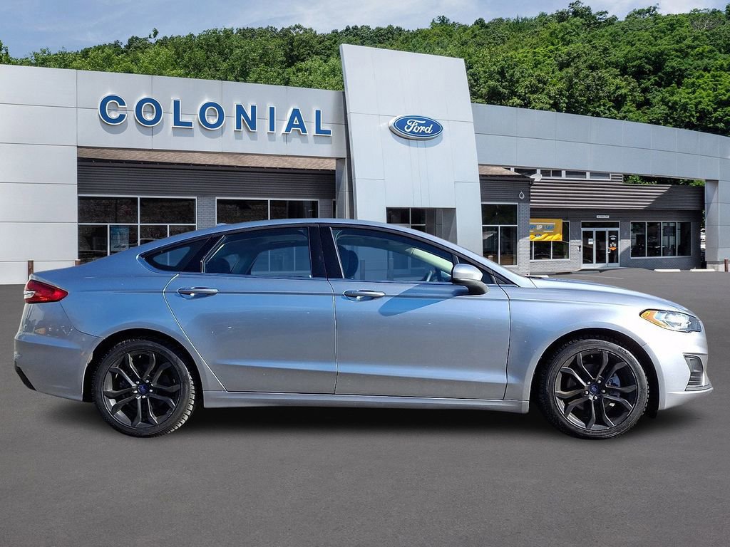 Certified 2020 Ford Fusion SE image 5