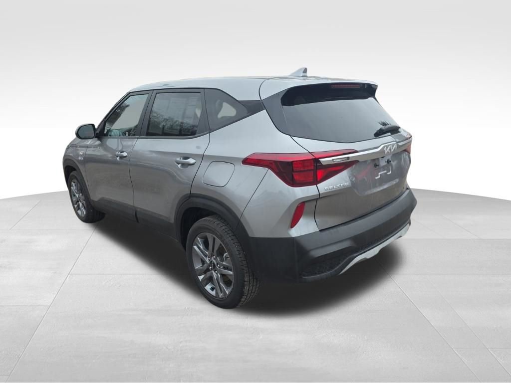 Used 2023 Kia Seltos LX image 5