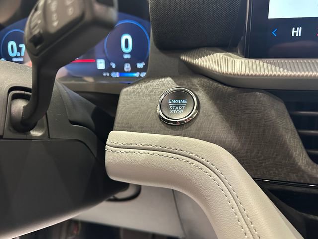 Certified 2025 Ford Explorer Platinum w/ Ultimate Package image 18