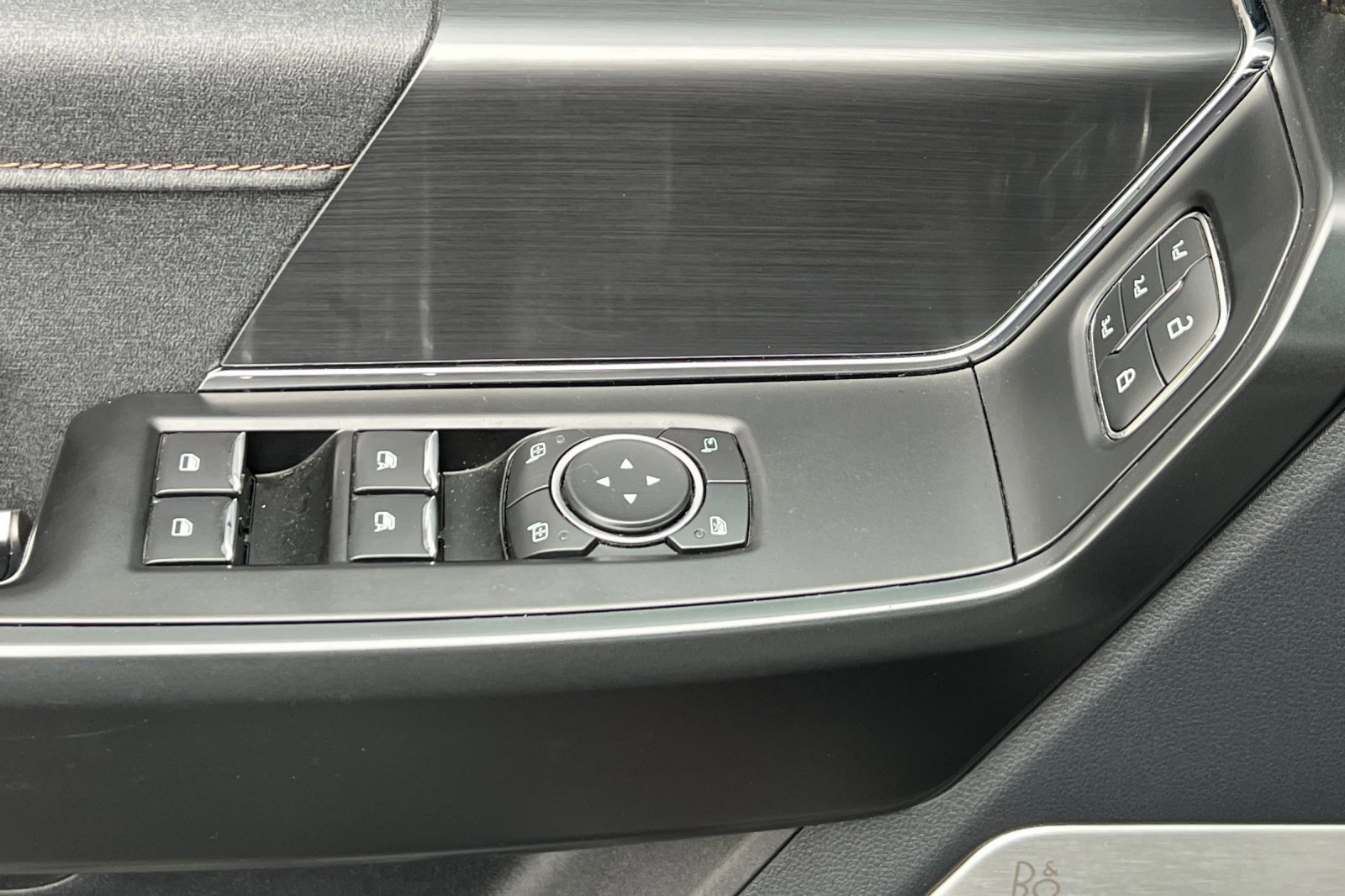 Certified 2022 Ford F150 Raptor w/ Equipment Group 801A High image 11