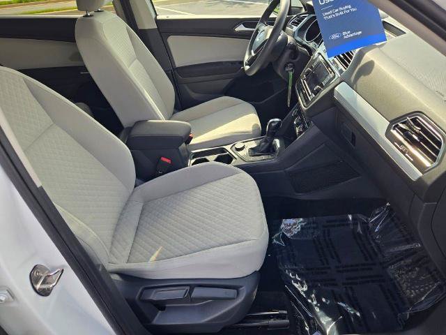 Used 2018 Volkswagen Tiguan S AWD/4WD image 6