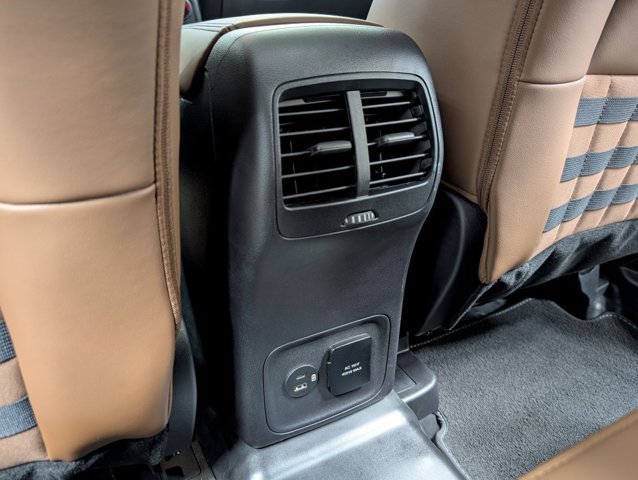 Certified 2024 Ford Bronco Sport Badlands w/ Premium Package AWD/4WD image 17