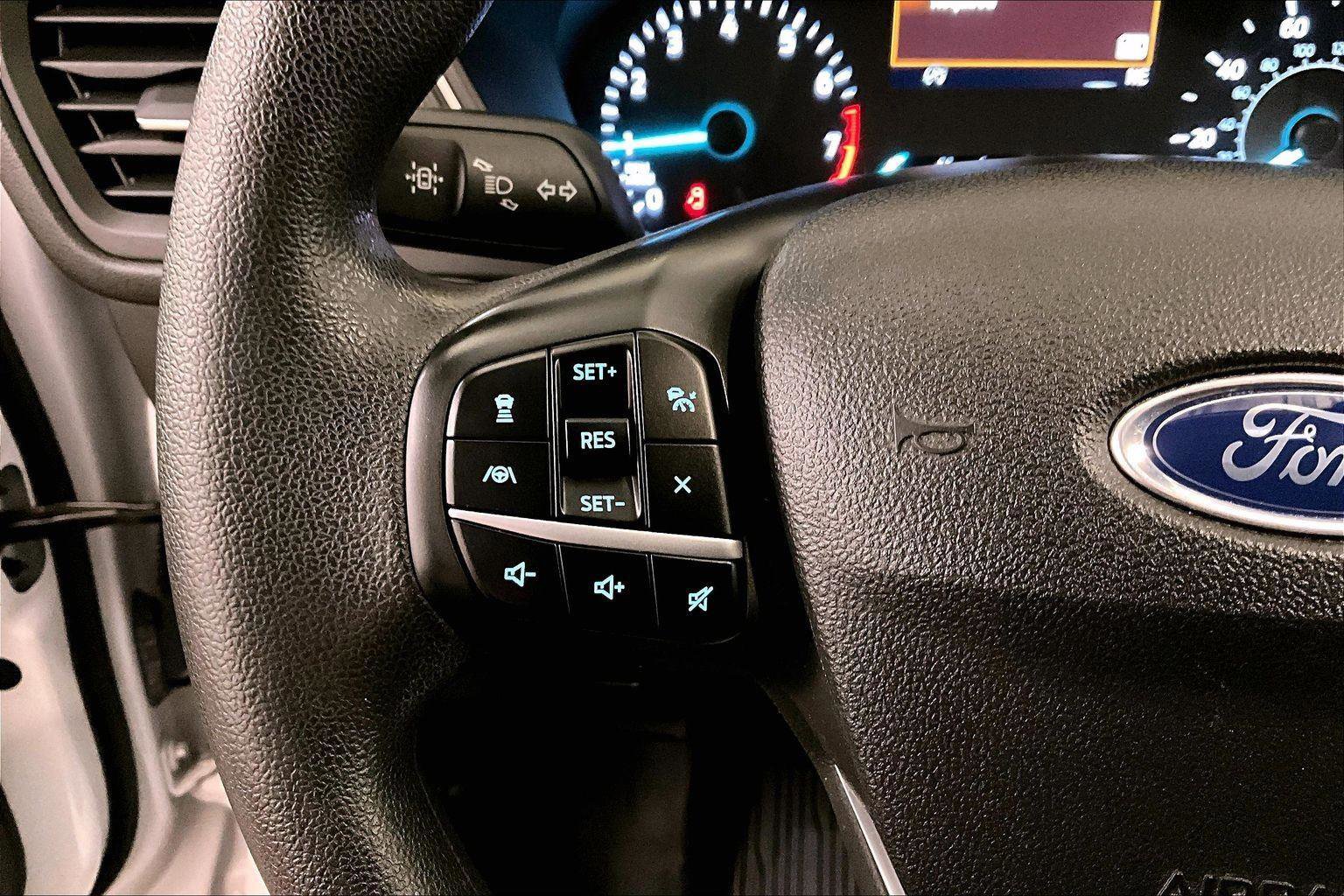 Certified 2021 Ford Escape SE image 17