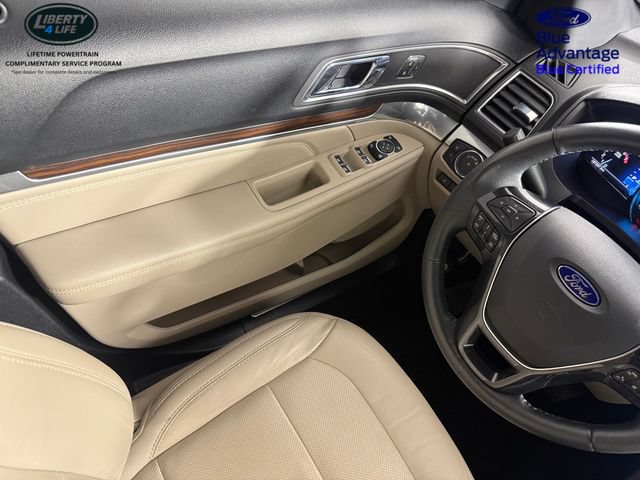 Certified 2019 Ford Explorer Limited w/ Ford Safe & Smart Package FWD image 32